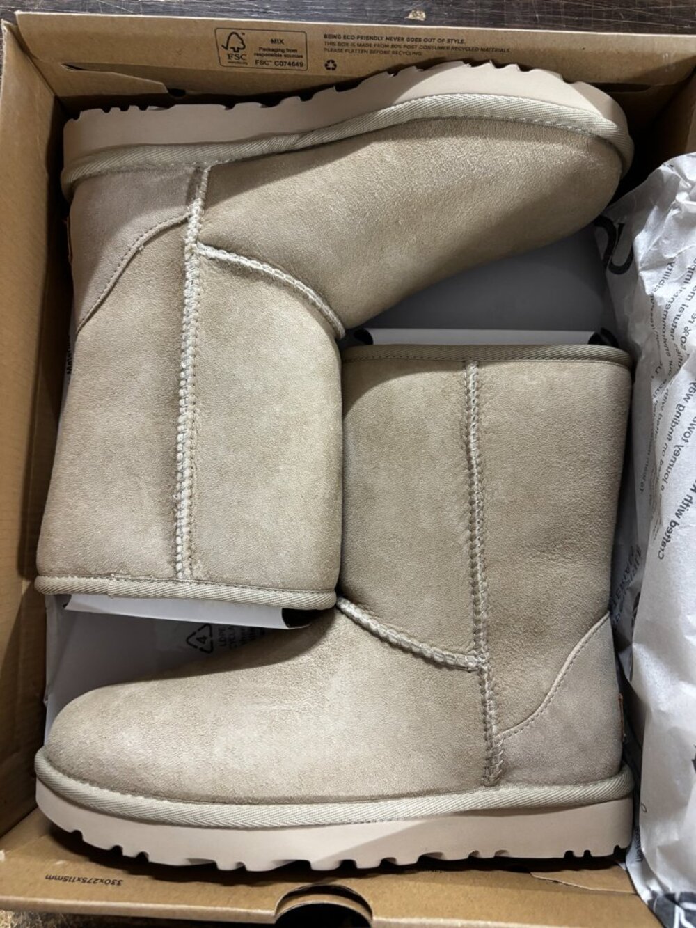 UGG Classic Short II Mustard Seed Suede Boots Women’s Size 6 New